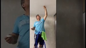 Порвали парус... Не дорого и быстро заклеить натяжной потолок.