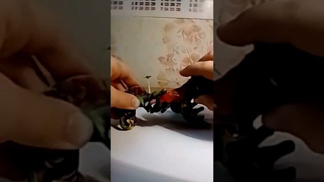 тиранозавр против спинозавра