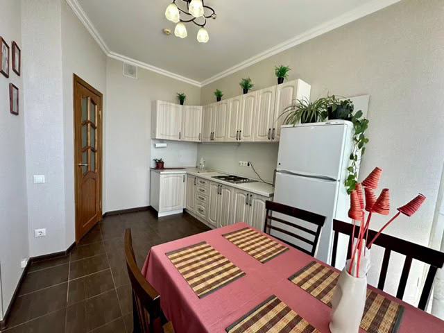 Сияние Сочи. Квартира с ремонтом в центре Сочи #квартирауморя #недвижимость #куплюквартирувсочи
