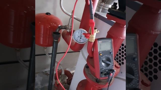 Pt.1 Fault diagnosis in a single-phase wet rotor pump. Почему выбивает автомат на насосе? смотреть онлайн