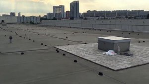 Установка аэратора на мембранной кровли