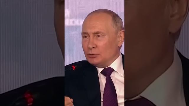 Путин назвал США ГНИЛОЙ страной и ПОХВАЛИЛ ТРАМПА!