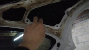 калина кросс, устранение дребезга в двери багажника.