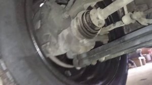 Chevrolet lacetti пропали тормоза и появился стук в передней подвеске.