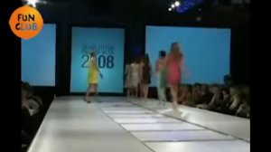 Самые смешные падения моделей  -The most funny falling models