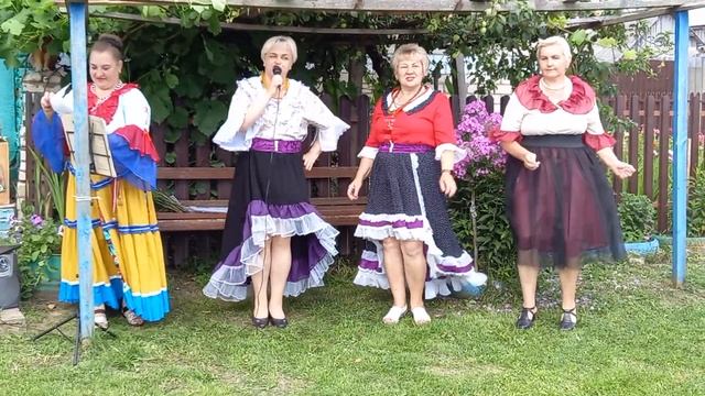 "Женщины все королевы" исп. Татьяна Градова и коллектив "Вдохновение"