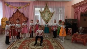 Народный фольклор детям. "Как у наших у ворот..."