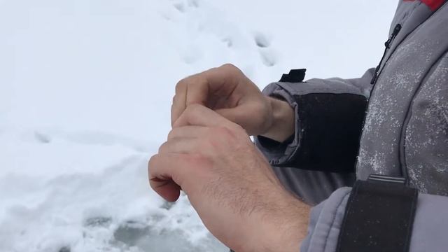 Рыбалка за окунем. Отдых на озере. смотреть онлайн