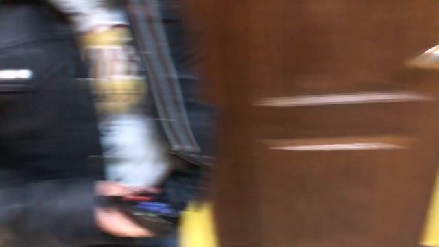 Рабочие будни мамы в декрете/Выбираем помещение/Гуляем под дождем