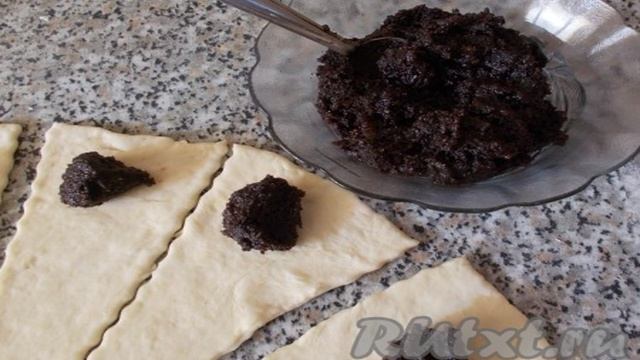 Рогалики с маковой начинкой с апельсином