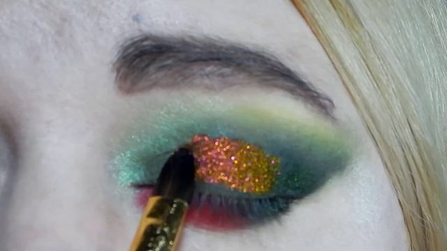 Eye makeup tutorial. Ловим переливы хроматика Покорение Tammy Tanuka. смотреть онлайн