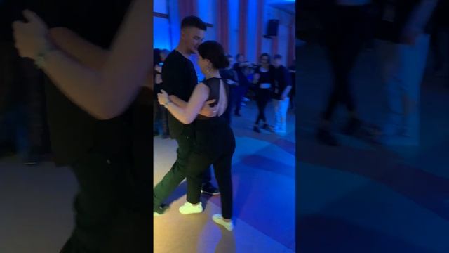 Urbankiz and tricks with Den Gran. Ольга Горте. Кизомба Новосибирск 2022 смотреть онлайн