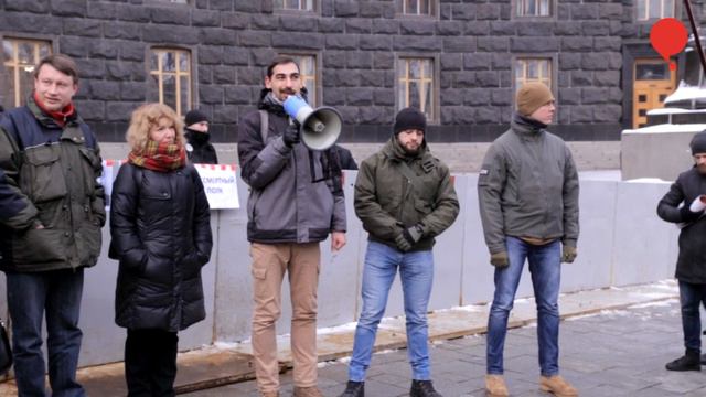 Реву в отставку! В Киеве вышли против министра социальной политики смотреть онлайн