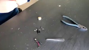 как разобрать пьезозажигалку