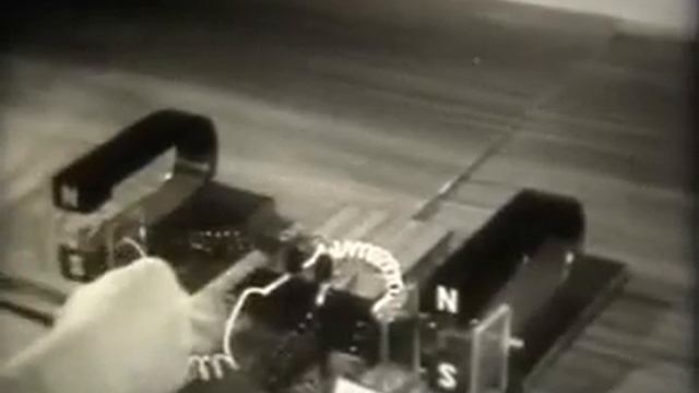 Электромагнитная индукция (Очищенный звук) смотреть онлайн