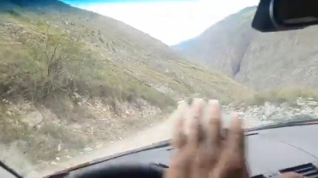 Спуск с перевала Кату Ярык на Мазда 3. смотреть онлайн