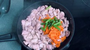 СОЧНАЯ ЛАПША С КУРИЦЕЙ И ПЕКИНСКОЙ КАПУСТОЙ. Вок - рисовая лапша с овощами - пальчики оближешь!