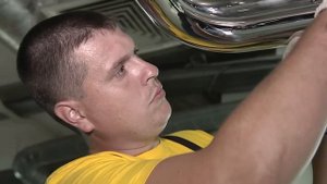 УАЗ ПАТРИОТ Монтаж защиты заднего бампера "уголки"