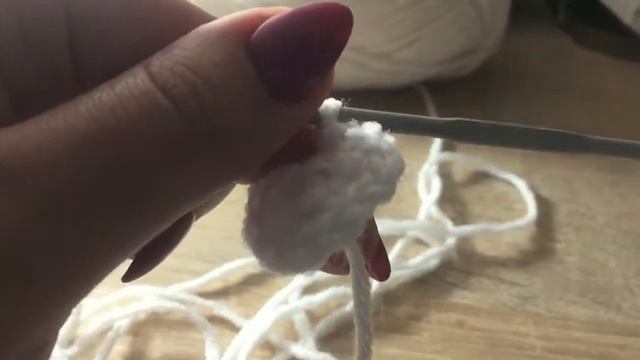 Основа для демисезонной шапочки крючком. На обхват головы 50-54. "Alize" Lana Gold Classic смотреть онлайн