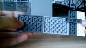 Как сделать очень мощный и крутой пистолет из Лего с механизмом новым из LEGO