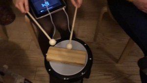 Маршевый ритм большого барабана