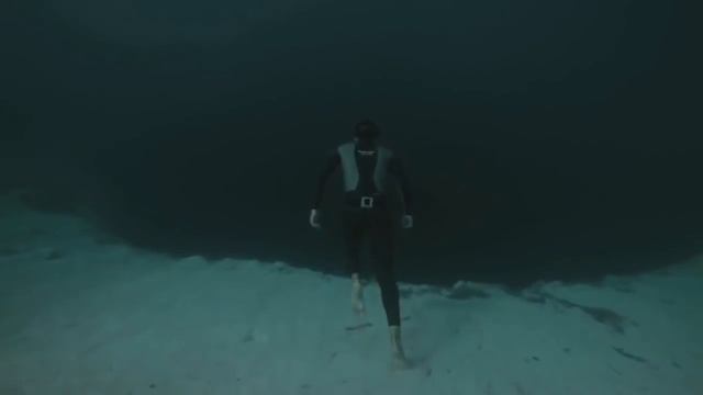 Невероятно красивое  видео!Человек в гармонии с природой!