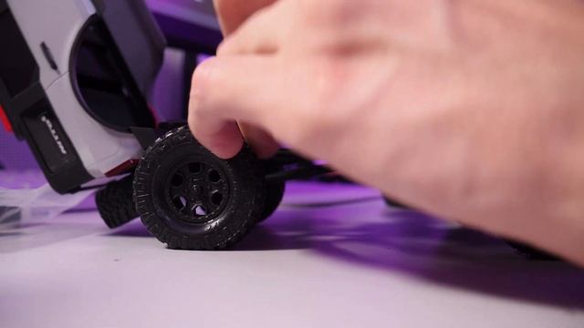 я ЗАЛИП на этот НАСТОЛЬНЫЙ ОФФРОУД - AXIAL scx24 смотреть онлайн