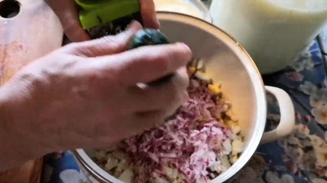 ✅ Рецепт Окрошка на простокваше с отварной свининой / Холодный суп / Летний суп?? смотреть онлайн