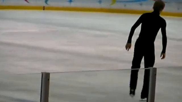 03-09-2011 Евгений Плющенко (Разминка) смотреть онлайн