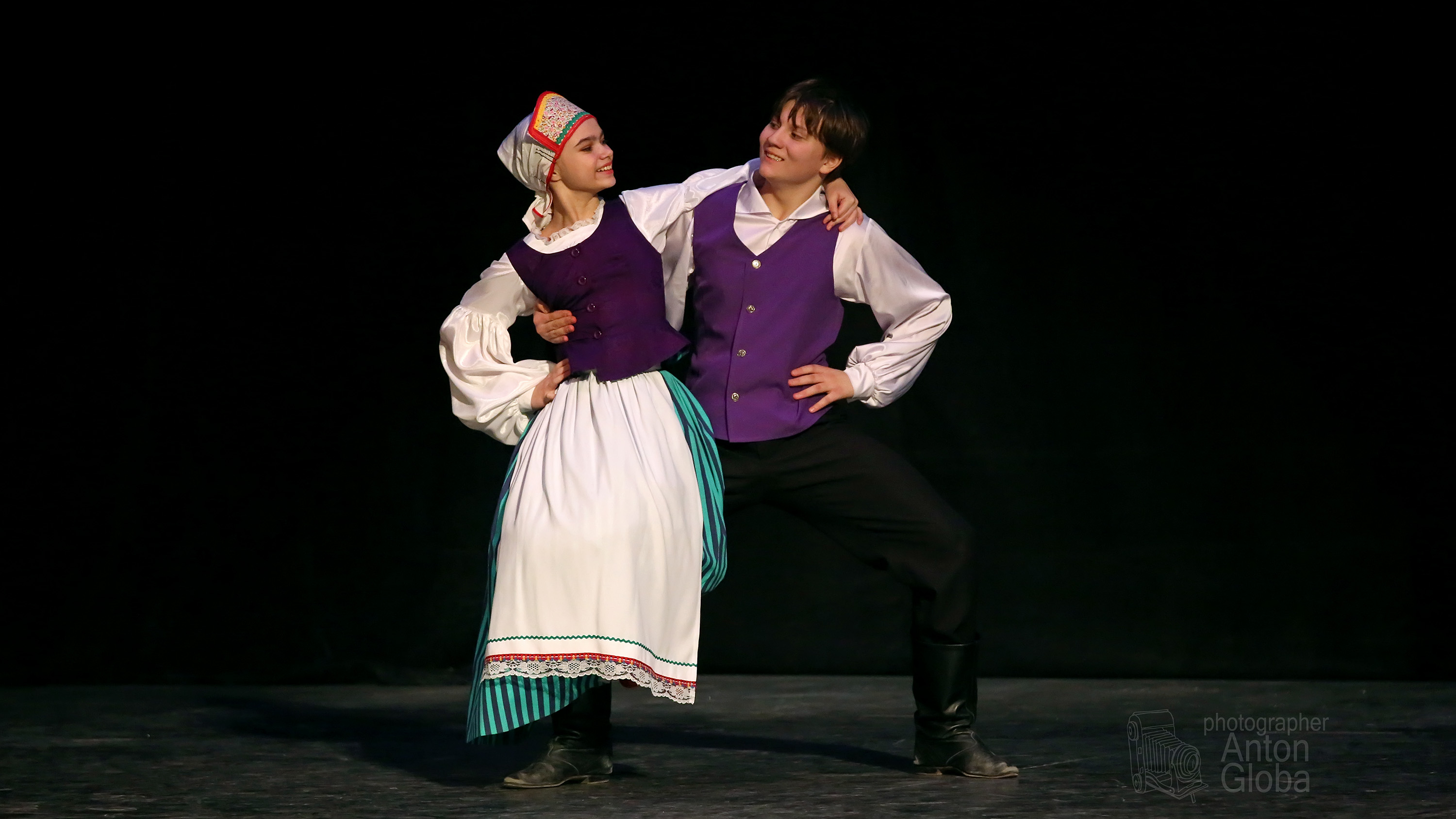 "Танцы консони", ансамбль "Мозаика". "Consony Dances", "Mosaic" Ensemble.