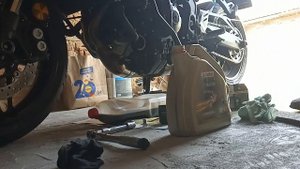 Проехал 1000км Замена масла на Yamaha Tracer 9.