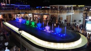 Музыкальный фонтан у Харт Рок Кафе. Лос - Америкос. Тенерифе. Канары.