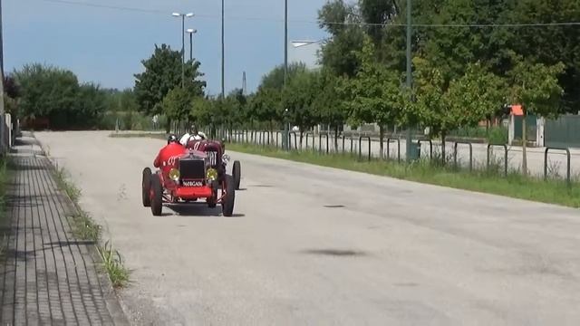 Pre-War Sports Cars Challenge - Fiat 501 Vs Fiat 509 смотреть онлайн