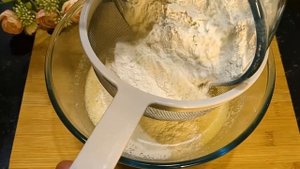 Нереально вкусный пирог! Все перемешали и в духовку! Просто и очень вкусно!