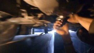 Замена подушки двигателя (нижняя кость) Renault Kangoo.