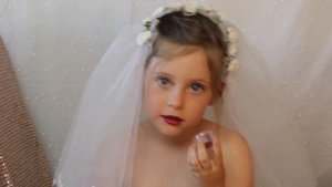 MY LITTLE SISTERS FIRST YOUTUBE TUTORIAL