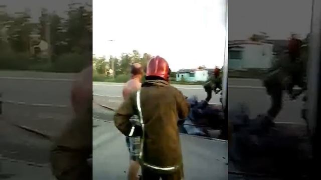 Фура с древесным углем горит смотреть онлайн