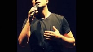 Турецкий актер Озджан Дениз.