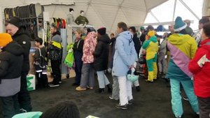 Горный Алтай. Горнолыжный курорт "Манжерок". Прокат лыж, сноубордов. Зима 2023г. Очередь.