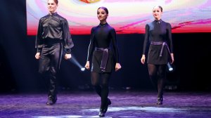 "Виктори", "Губернская балетная школа". "Victory", "Provincial Ballet School".