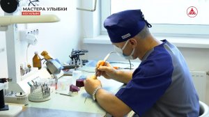 Профессиональный праздник отметили зубные техники