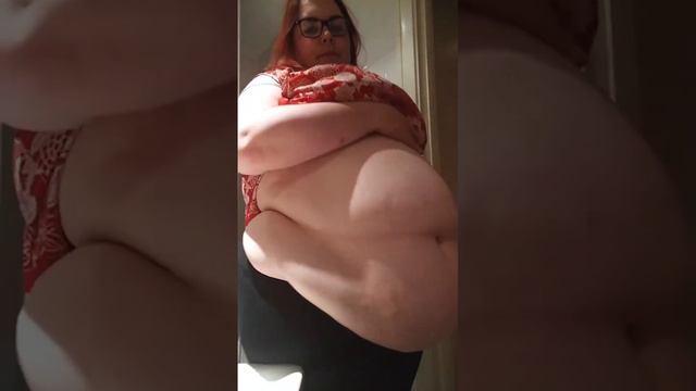 Huge Belly BBW смотреть онлайн