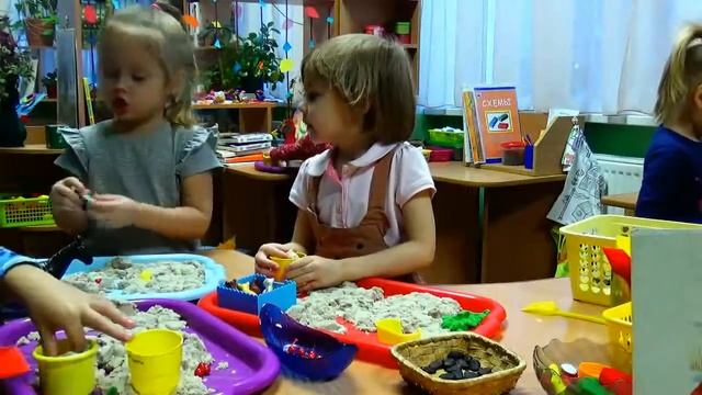 Игры с кинетическим песком смотреть онлайн