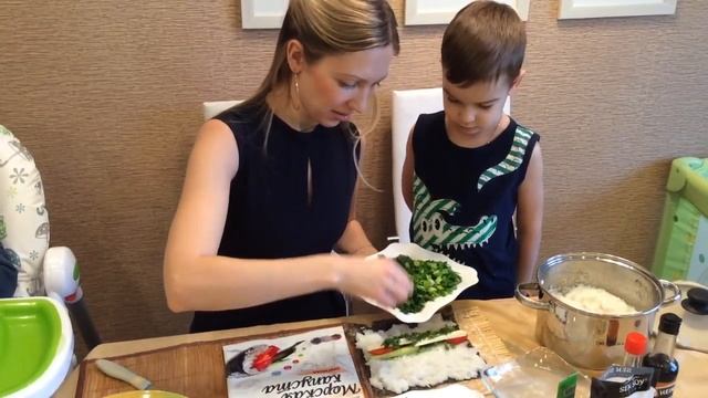 Готовим суши вместе со щенячим патрулем смотреть онлайн