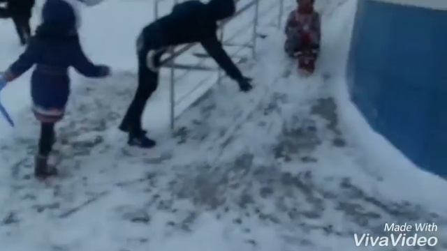 Зима 2017. Старый Оскол. Саночный экстрим. смотреть онлайн