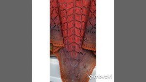 Шаль спицами ажурная "Тайна" #KatiaSilkDegrade