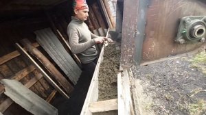 Самодельная бетономешалка на гидромоторе МГП-315 для мини погрузчика. Замес опилкобетона