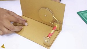 сделать личную копилку с замком из картона