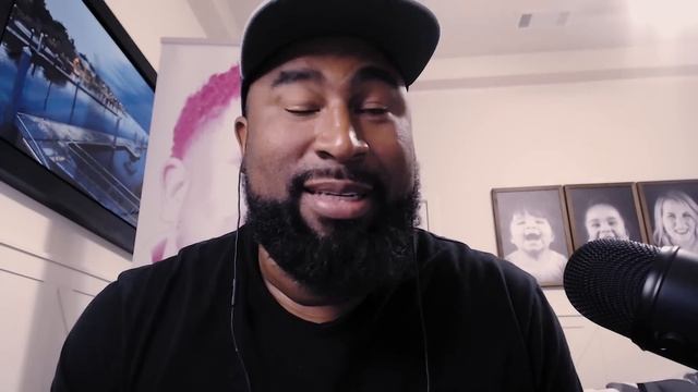 49% of Americans Think Buying a House is a Bad Idea (They're Wrong) смотреть онлайн