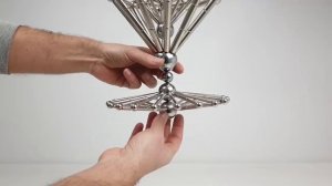 Невероятно залипательное видео с вращающимися магнитами